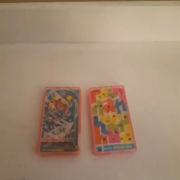 Vintage 1976 Mini-mate Pinball and 1978 mini mate Roller ball, orange on Pink - Picture 5 of 9